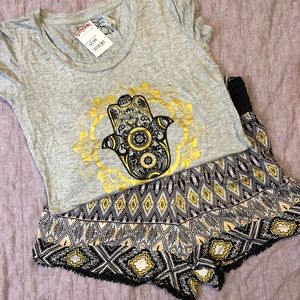 Summer Shorts and Matching Shirt, Size M (NWT)